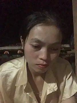 Halyy xx online show from October 2025 02:28:01 PM