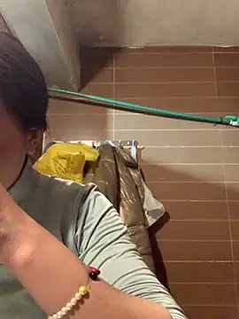 Snapshot of Halyy_xx chatting on February 2026 01:36:01 AM Halyy xx online show from February 2026 01:36:01 AM