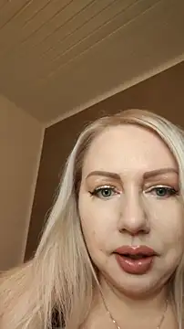 MarinaMargo online show from December 2025 09:20:02 PM