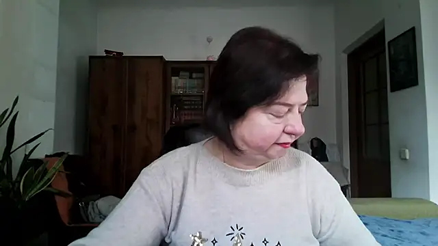 Violet Pulse online show from December 2025 09:28:02 AM