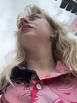 RonnieKiss online show from November 2025 04:29:02 AM