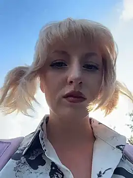 RonnieKiss online show from July 2026 11:38:02 AM