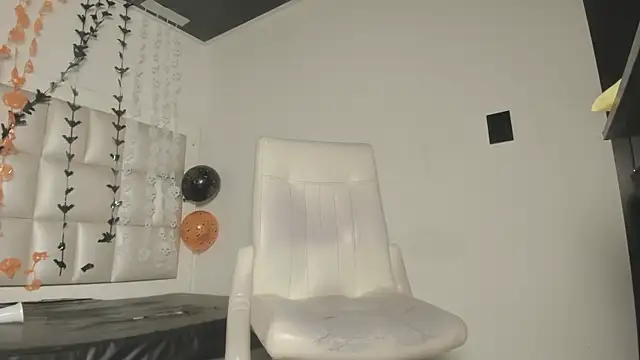 peyton  wat online show from October 2025 11:58:01 AM