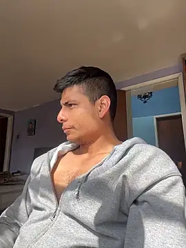 AnotherJuan  online show from September 2025 01:59:01 PM