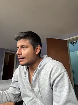 AnotherJuan  online show from October 2025 01:34:01 PM