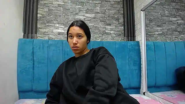 Snapshot of Lil_Rose2006 chatting on February 2026 12:45:02 PM Lil Rose2006 online show from February 2026 12:45:02 PM