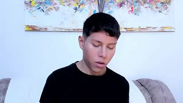 Little liam online show from November 2025 07:57:01 PM