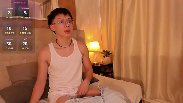 liam twiink online show from October 2025 07:38:02 PM