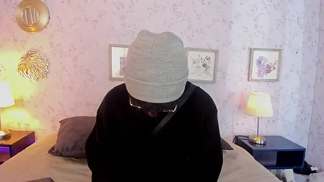 Snapshot of liam_twiink chatting on June 2026 07:08:01 PM liam twiink online show from June 2026 07:08:01 PM