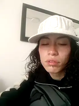 oblivionlove online show from November 2025 06:53:02 PM