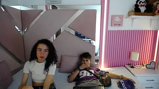 oblivionlove online show from April 2026 08:31:02 PM