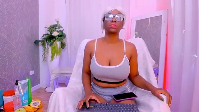 LolaJenkinss online show from November 2025 01:21:02 PM