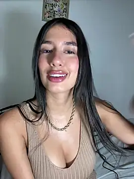 Julieta Duque online show from July 2026 03:31:02 AM