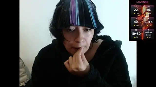 Acelinrose online show from November 2025 01:28:02 AM