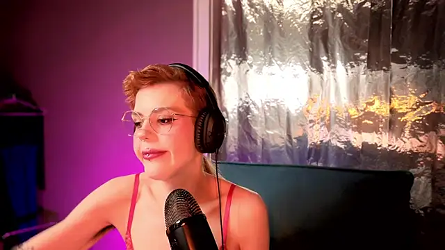 tacodeluxxxe online show from March 2026 02:49:01 AM