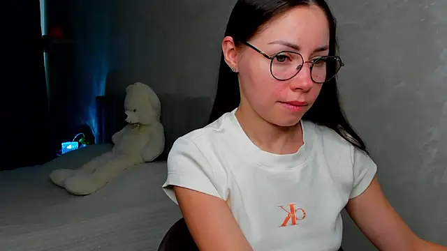 Snapshot of fun_nd_bun chatting on June 2026 01:05:02 AM fun nd bun online show from June 2026 01:05:02 AM