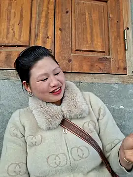 diamond-- online show from February 2026 01:39:02 AM