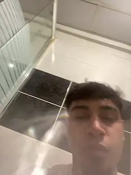 Snapshot of astoperaa chatting on March 2026 05:28:01 PM astoperaa online show from March 2026 05:28:01 PM