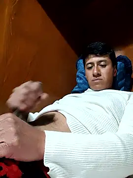 Snapshot of Carlos27hot chatting on January 2026 07:23:01 AM Carlos27hot online show from January 2026 07:23:01 AM