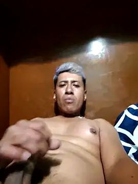 Snapshot of Carlos27hot chatting on February 2026 08:10:01 AM Carlos27hot online show from February 2026 08:10:01 AM