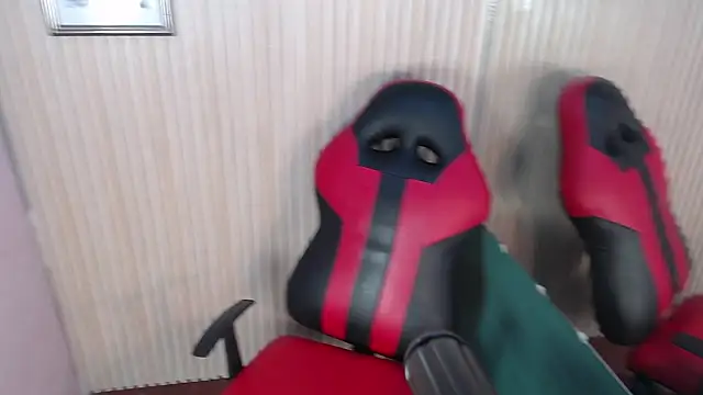 DEIV2  online show from November 2025 04:55:02 AM