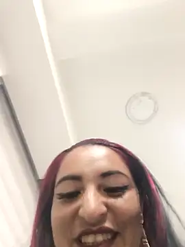 Alisson Stonee online show from May 2026 01:10:01 AM
