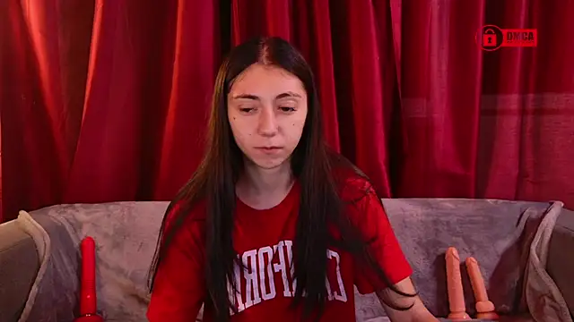 Charming LIA online show from December 2025 09:31:02 PM