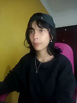 xoxo milk online show from October 2025 03:57:02 PM