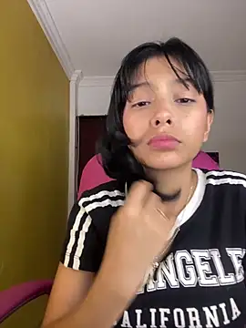 xoxo milk online show from December 2025 07:18:01 PM