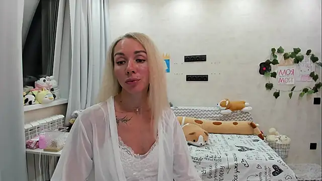 AlisiaCat online show from July 2026 08:12:02 PM