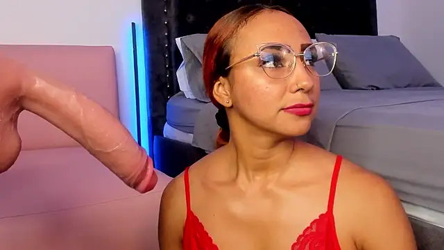 Kelseyfoxy  online show from March 2026 01:25:01 PM