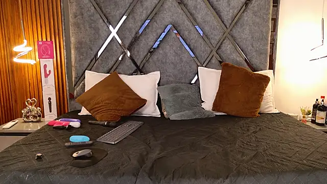 Dafne  Ruiz online show from November 2025 09:41:01 AM