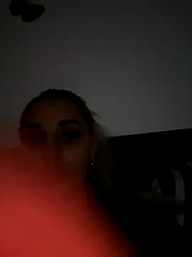 Giullyaxx online show from October 2025 02:47:01 PM