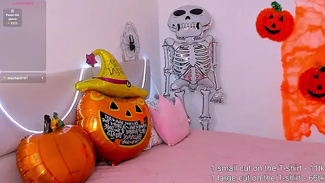 AishaAysitt online show from October 2025 09:13:01 AM