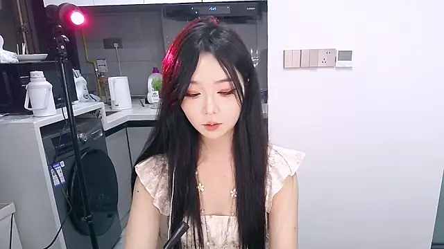 Miao-Maimiao online show from September 2025 03:04:01 PM