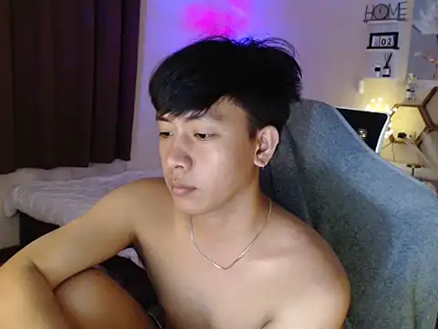 niel cumshow online show from December 2025 06:12:01 PM