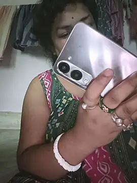 Snapshot of Deborbhavi222 chatting on June 2026 08:26:01 AM Deborbhavi222 online show from June 2026 08:26:01 AM