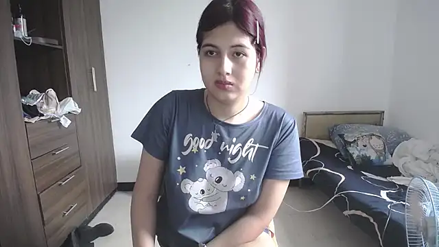 Snapshot of Mirage_Sertori chatting on May 2026 05:18:01 PM Mirage Sertori online show from May 2026 05:18:01 PM