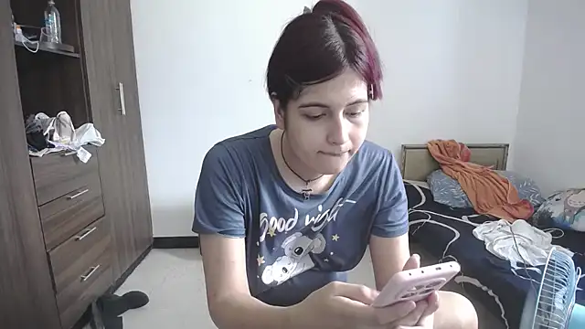 Snapshot of Mirage_Sertori chatting on May 2026 07:08:01 PM Mirage Sertori online show from May 2026 07:08:01 PM