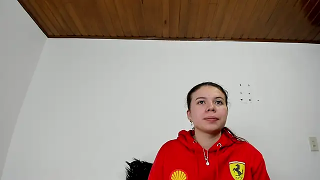 Snapshot of Valen_tina chatting on October 2025 12:02:02 PM Valen tina online show from October 2025 12:02:02 PM
