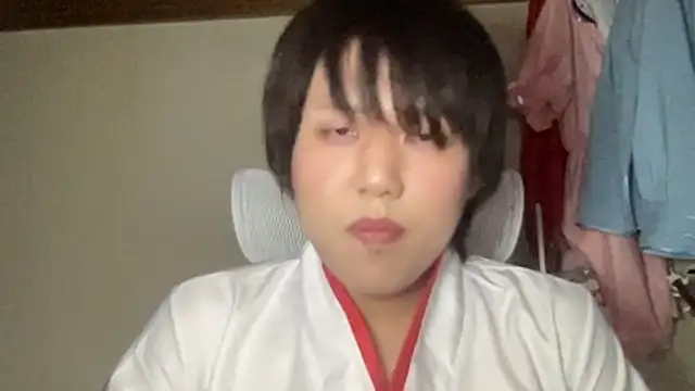 nuu1 221 online show from October 2025 06:09:01 PM