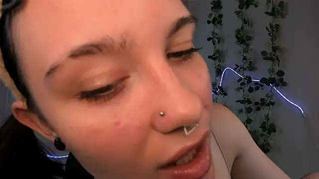 Snapshot of Elastikisss chatting on July 2026 05:48:01 AM Elastikisss online show from July 2026 05:48:01 AM