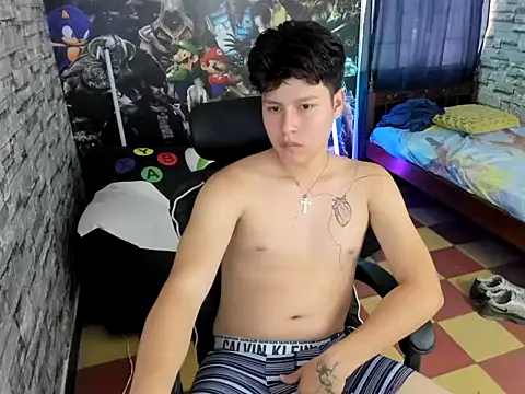 daniel leon online show from March 2026 01:37:01 PM