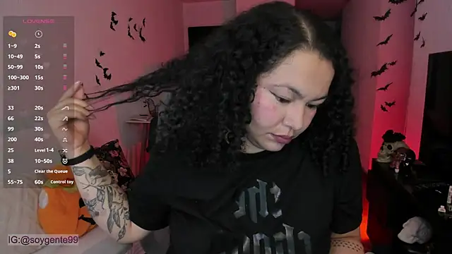 Chubby Licius online show from October 2025 11:45:02 PM