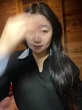 Snapshot of violet-00 chatting on February 2026 01:57:02 AM violet-00 online show from February 2026 01:57:02 AM