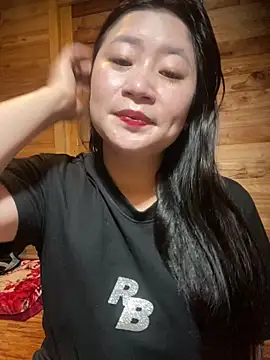 Snapshot of violet-00 chatting on February 2026 01:36:01 AM violet-00 online show from February 2026 01:36:01 AM