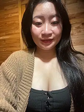 Snapshot of violet-00 chatting on February 2026 01:54:02 PM violet-00 online show from February 2026 01:54:02 PM