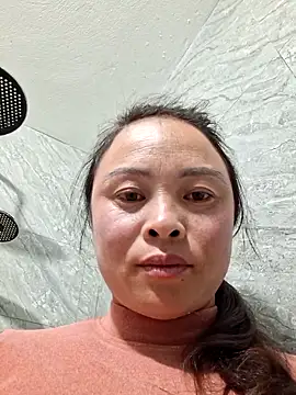 Snapshot of xuxulovezz chatting on November 2025 01:00:02 PM xuxulovezz online show from November 2025 01:00:02 PM