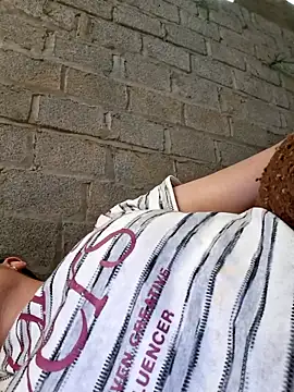 Snapshot of xuxulovezz chatting on March 2026 05:20:02 AM xuxulovezz online show from March 2026 05:20:02 AM