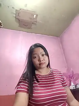 Snapshot of radiantbloom chatting on January 2026 01:38:01 PM radiantbloom online show from January 2026 01:38:01 PM